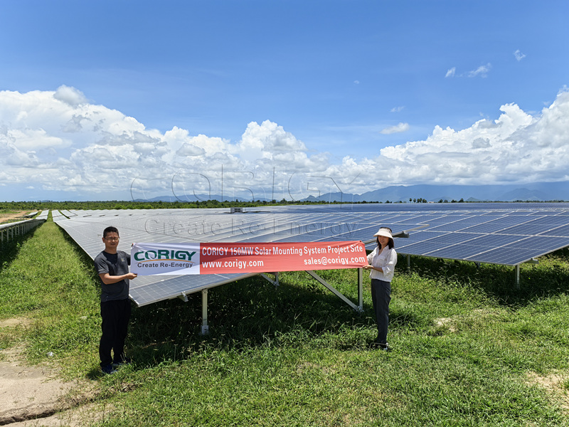 Corigy 150MW 지상 장착 알루미늄 합금 PV 프로젝트 2024 년에 완료되었습니다.